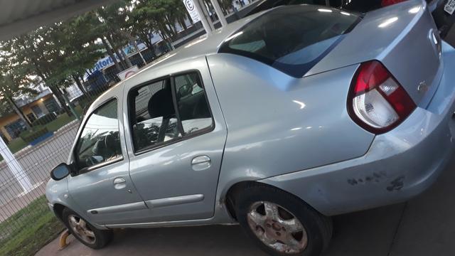 Vende-se carro - Foto 2