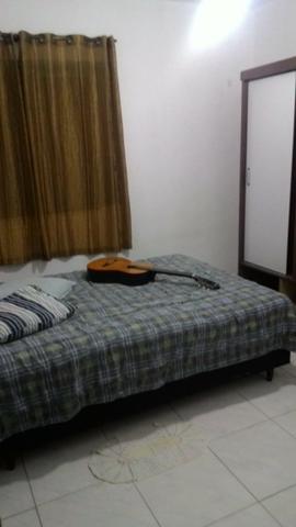 Alugo casa inteira ou quarto, na praia de Itapoá para temporada - Foto 2