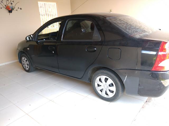 Etios Sedan X 1.5 Preto 2014 - Foto 4