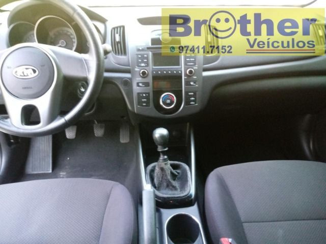 Kia Cerato EX3 1.6 Completo - Foto 8