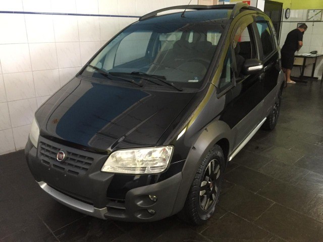 FIAT IDEA / ADV.LOCKER 1.8 2010