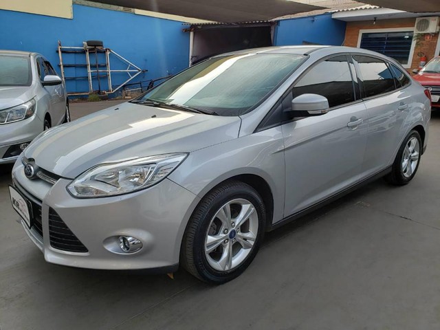 FORD FOCUS SEDAN 2.0 AT S 2015
