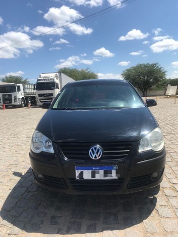 POLO SEDÃ 1.6
