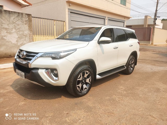 HILUX SW4 DIAMOND 4X4 DIESEL