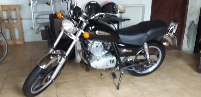 SUZUKI INTRUDER