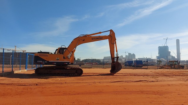 Locação máquinas terraplenagem Bauru - Foto 2