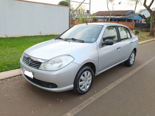 RENAULT SYMBOL 1.6 COMPLETO