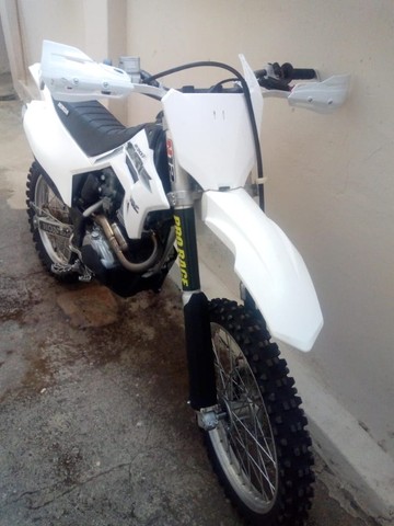 CRF 230 F