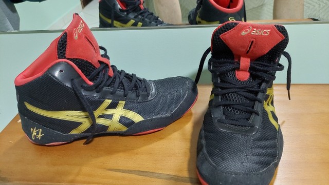 Tênis botinha musculação Tam.40 Asics snap down - Esportes e ginástica -  Jardim Montecatini, Cambé 1013690653 | OLX