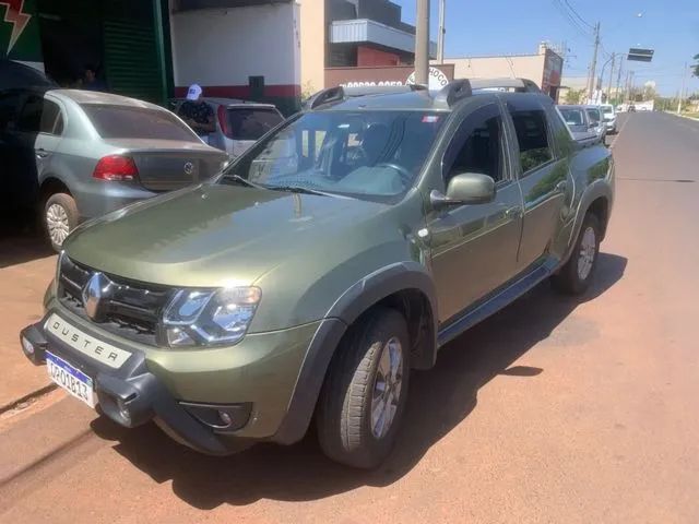 Duster verde online militar