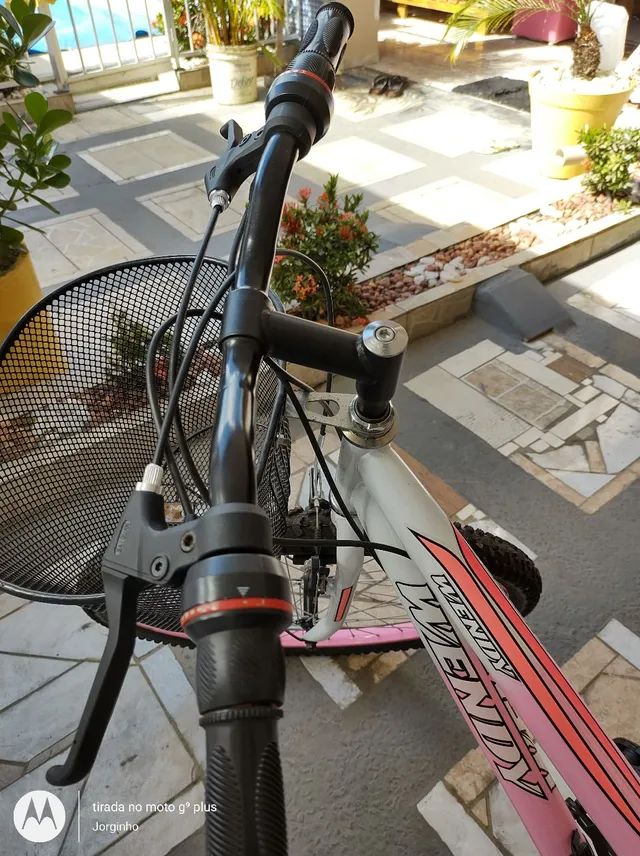 Bicicleta feminina aro 26