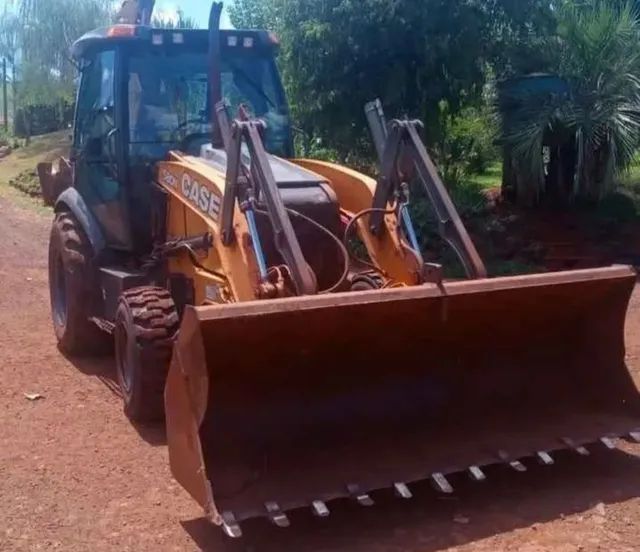 Retroescavadeira Case 580n ano 2018