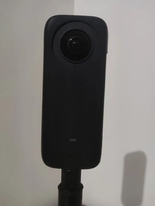 Câmera de Ação com Tripé insta360 - Foto 2