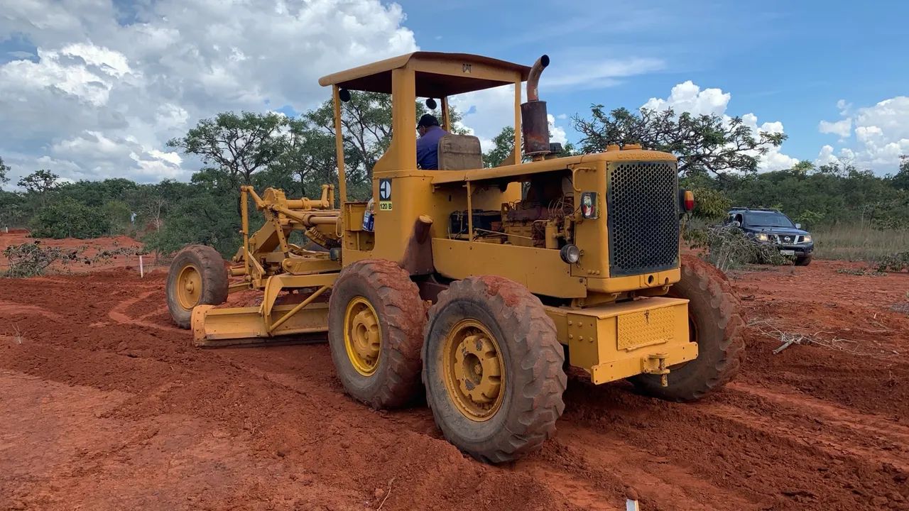 Aluguel alugo  Patrol Caterpillar 120B motoniveladora - Foto 6