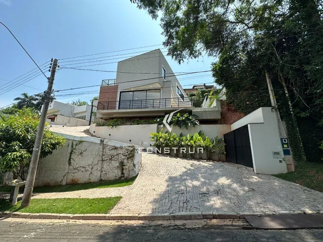 Casa à venda no condomínio Jardim Botânico - Sousas