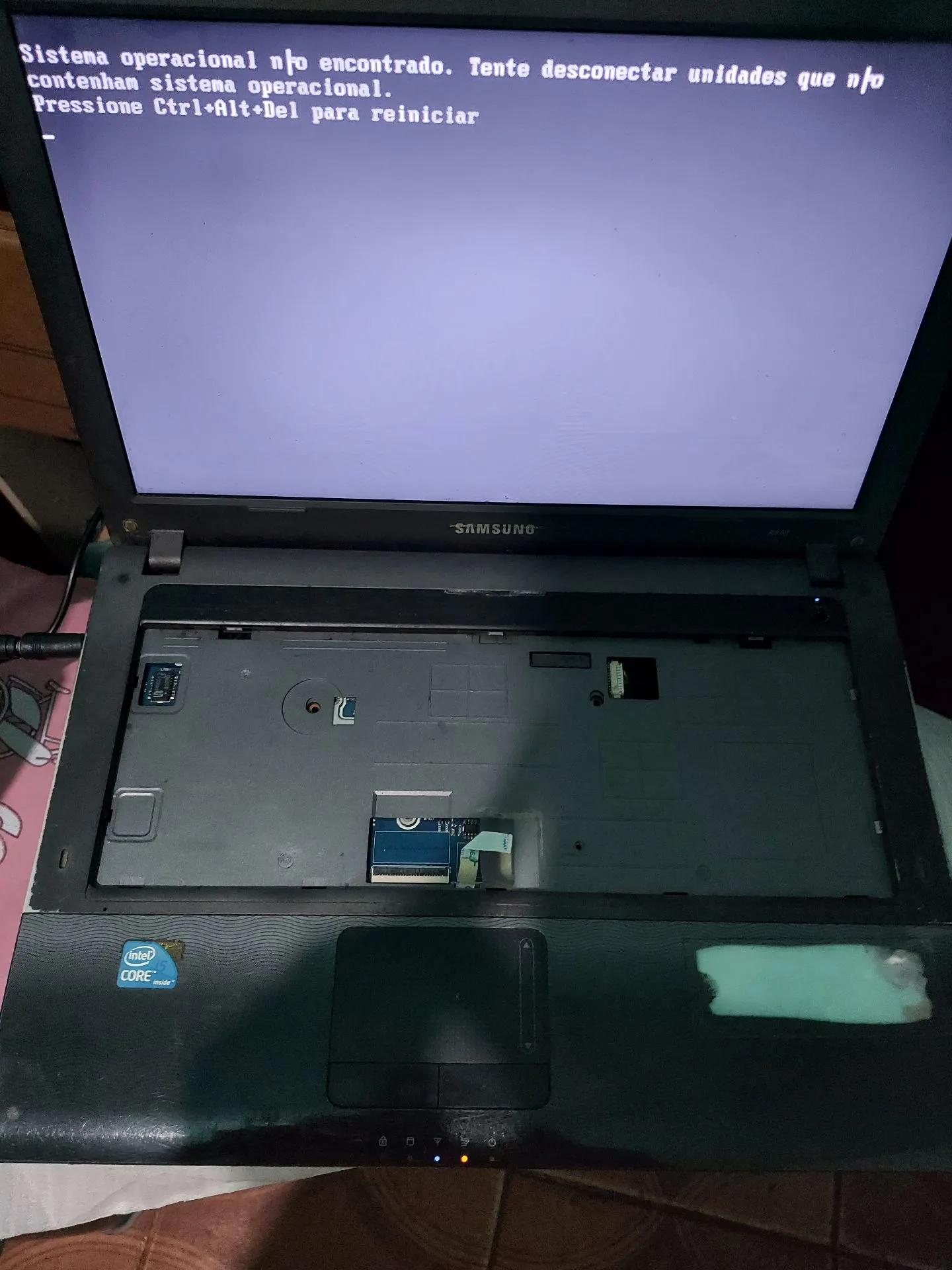 Notebook Samsung i3 4gb ram [no estado] Leia