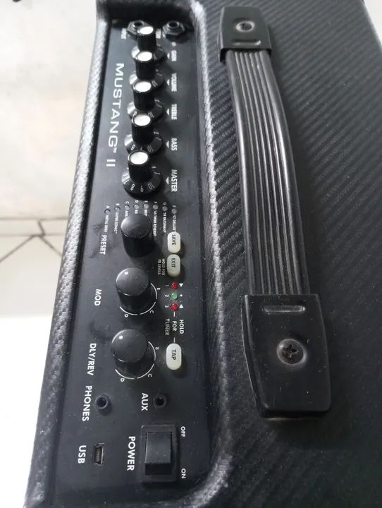 AMPLIFICADOR FENDER MUSTANG II - Foto 2