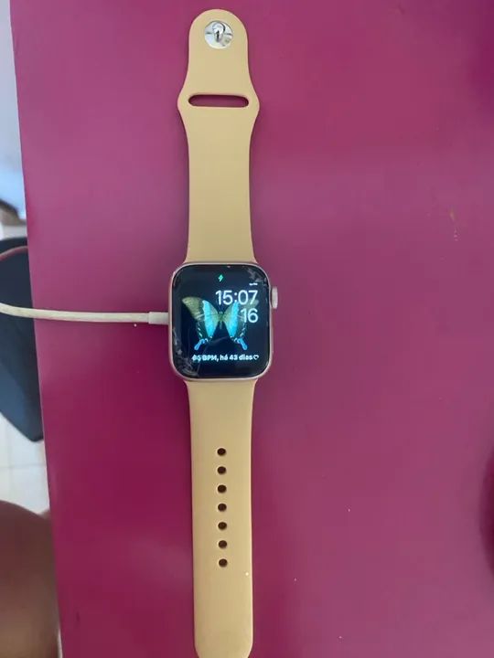 Gold Apple Watch Series 4 with Pink factory Sand Sport Band