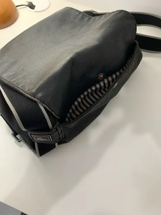 Bolsa Lacoste unissex de Ombro Preta - Foto 5