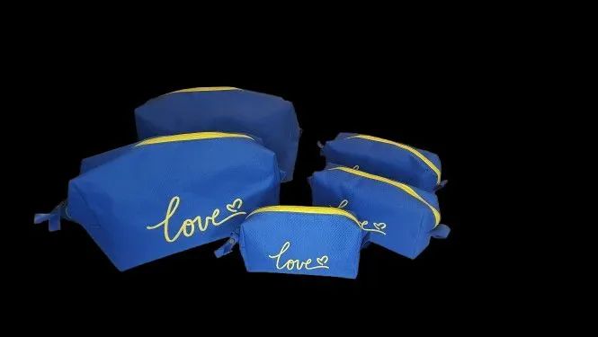 Kit necessarie love bordada novas sem uso