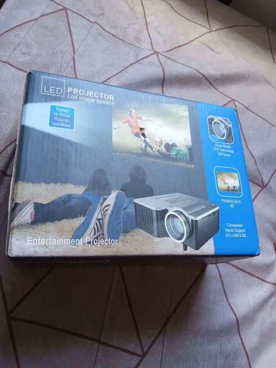 Projetor LED LCD imagem system na caixa