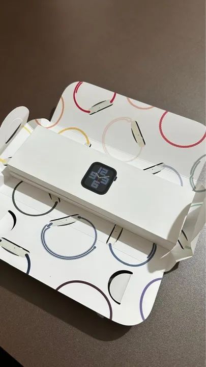 Apple Watch 44mm Se 2a Geraçao- MIDNIGHT - GPS - ? 98% - Foto 3