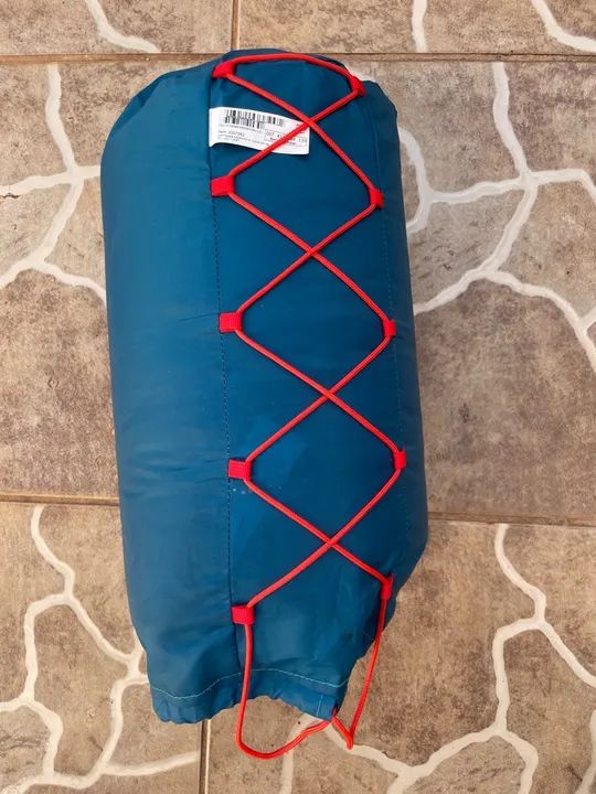 Colchonete inflável para camping