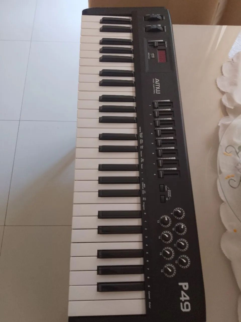 Teclado controlador 49 - Foto 3