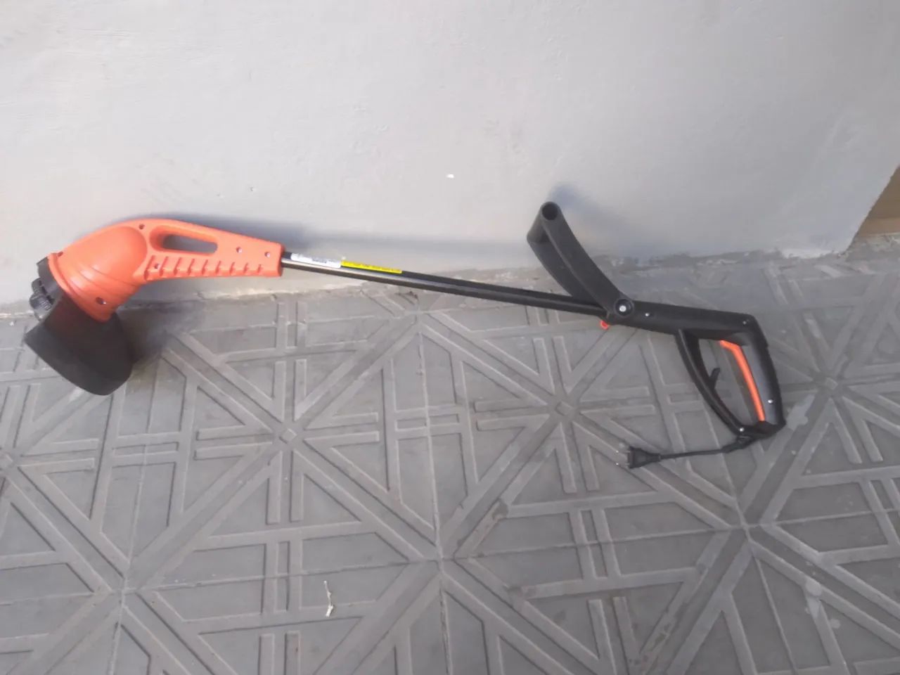 Aparador de grama 110volts  - Foto 3