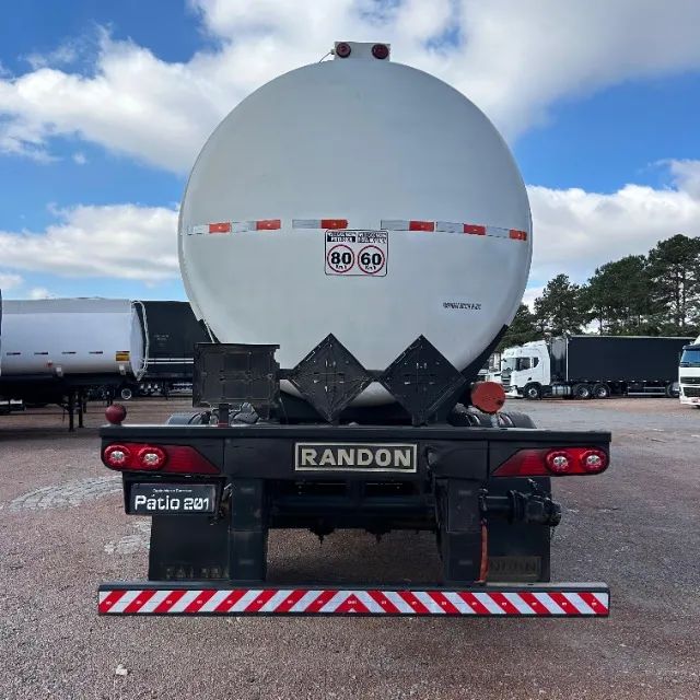 Carreta Tanque RANDON Vanderleia 43mil Litros - Foto 5