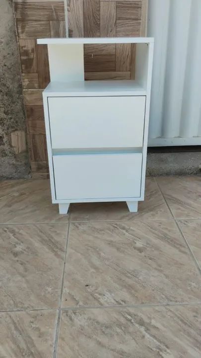 Mesa de Cabeceira Branca 2 Gavetas