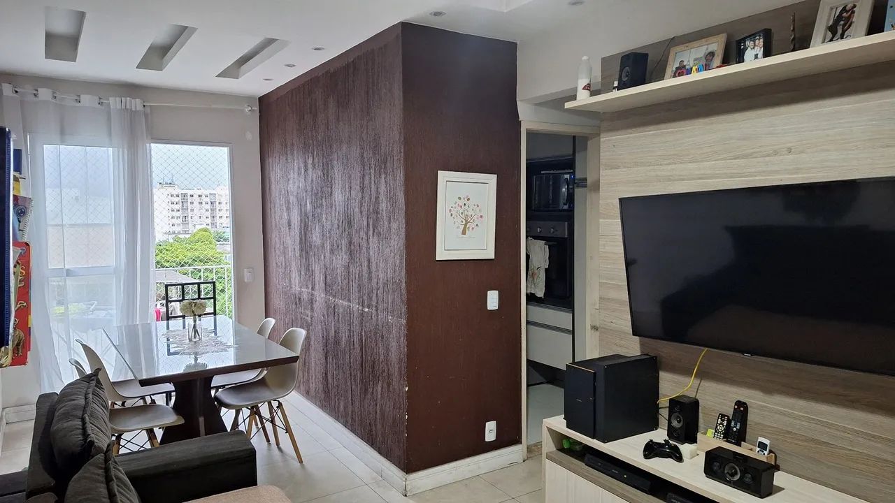 Apartamento de dois quartos na Taquara 