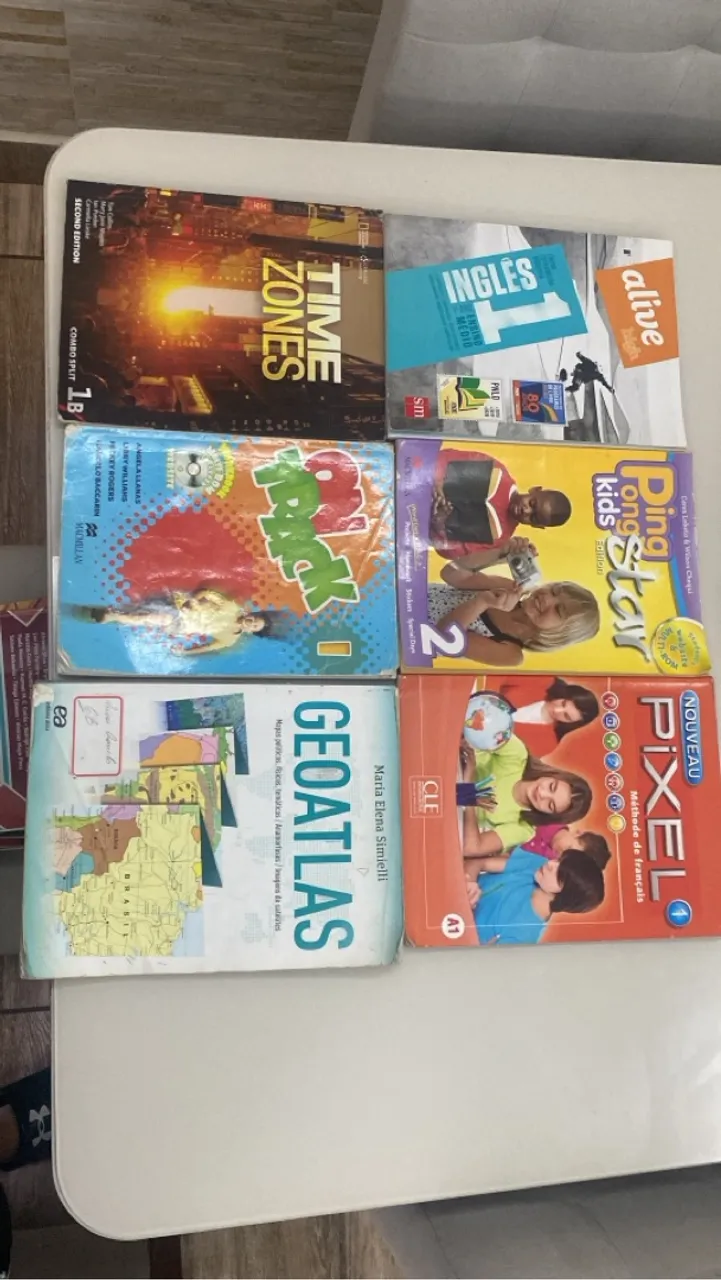 Livros didáticos e etc