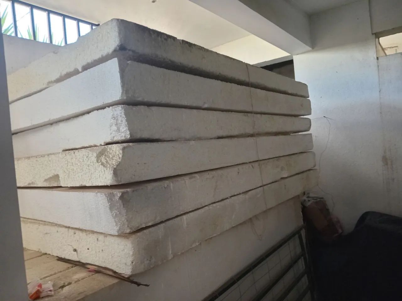 Placas de EPS Isopor gigantes. 