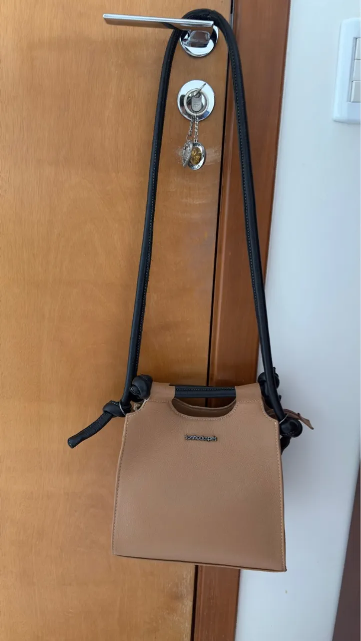 Bolsa de ombro em couro - usada