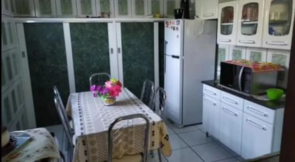 Vende-se excelente casa em Alumínio, SP