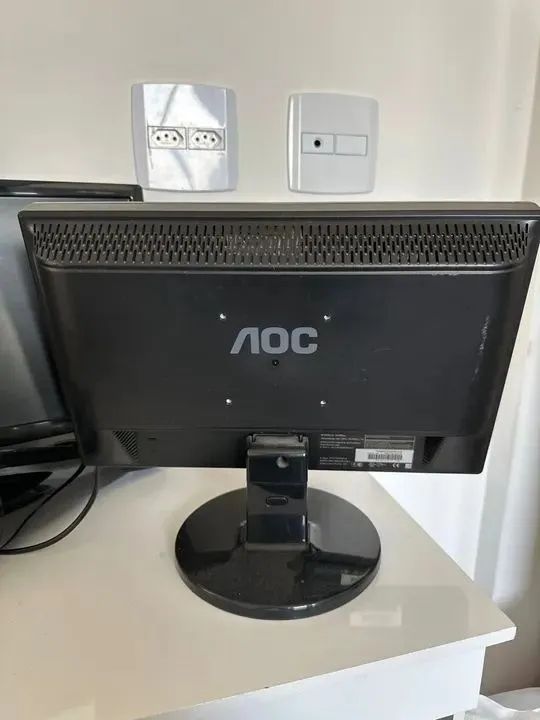 Monitor Computador AOC 1619SWA LCD 15.6" - Preto - Widescreen - Foto 5
