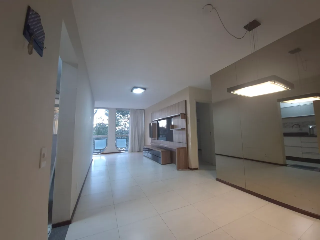 Apartamento 2 Quartos Reformado à Venda - Nascente, Vista Livre. Garagem e Lazer Completo