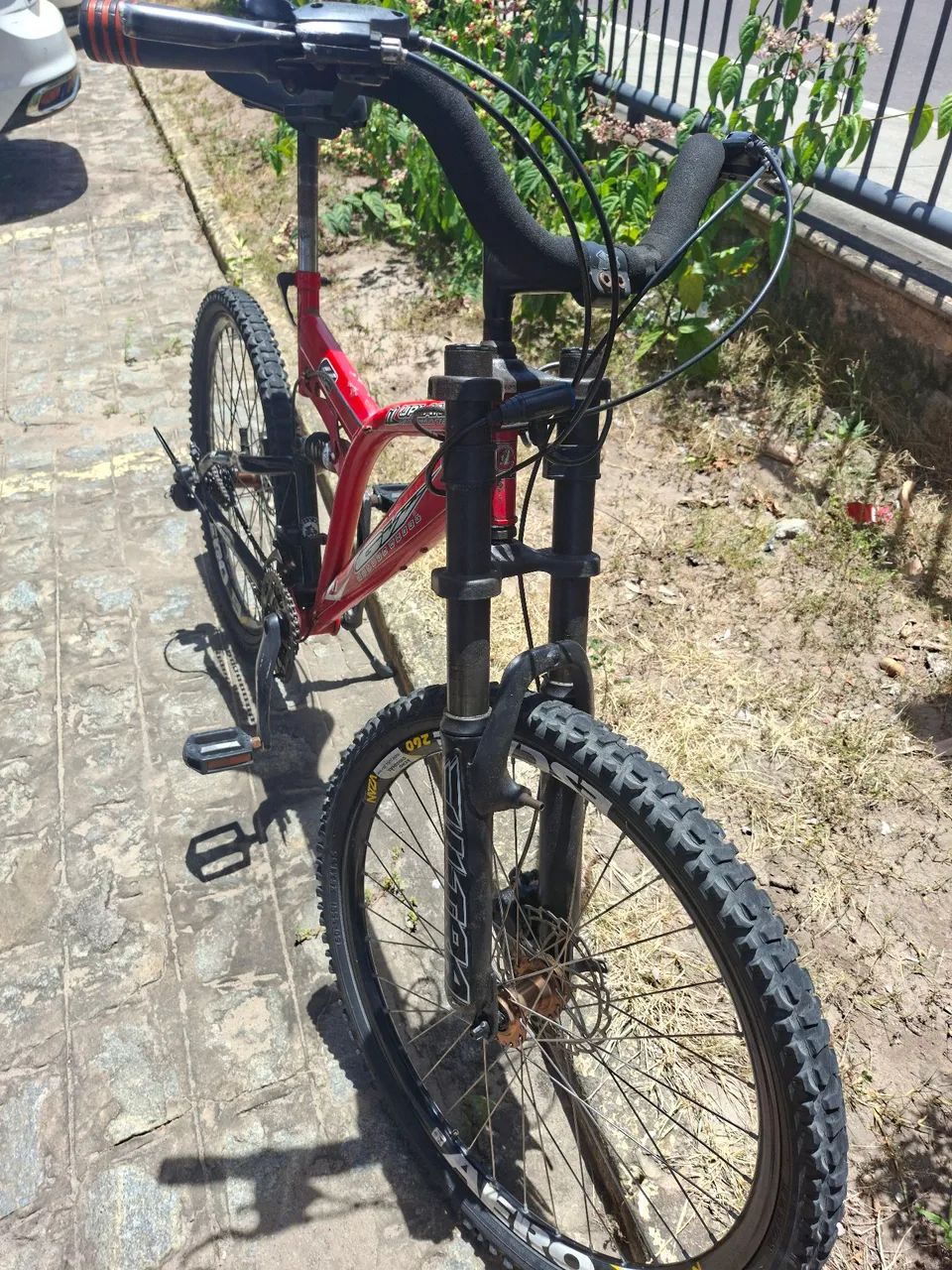 ピュアアエロ バボラ (babolat)ピュアアエロ ジュニア26(PURE AERO JR 26) 140464