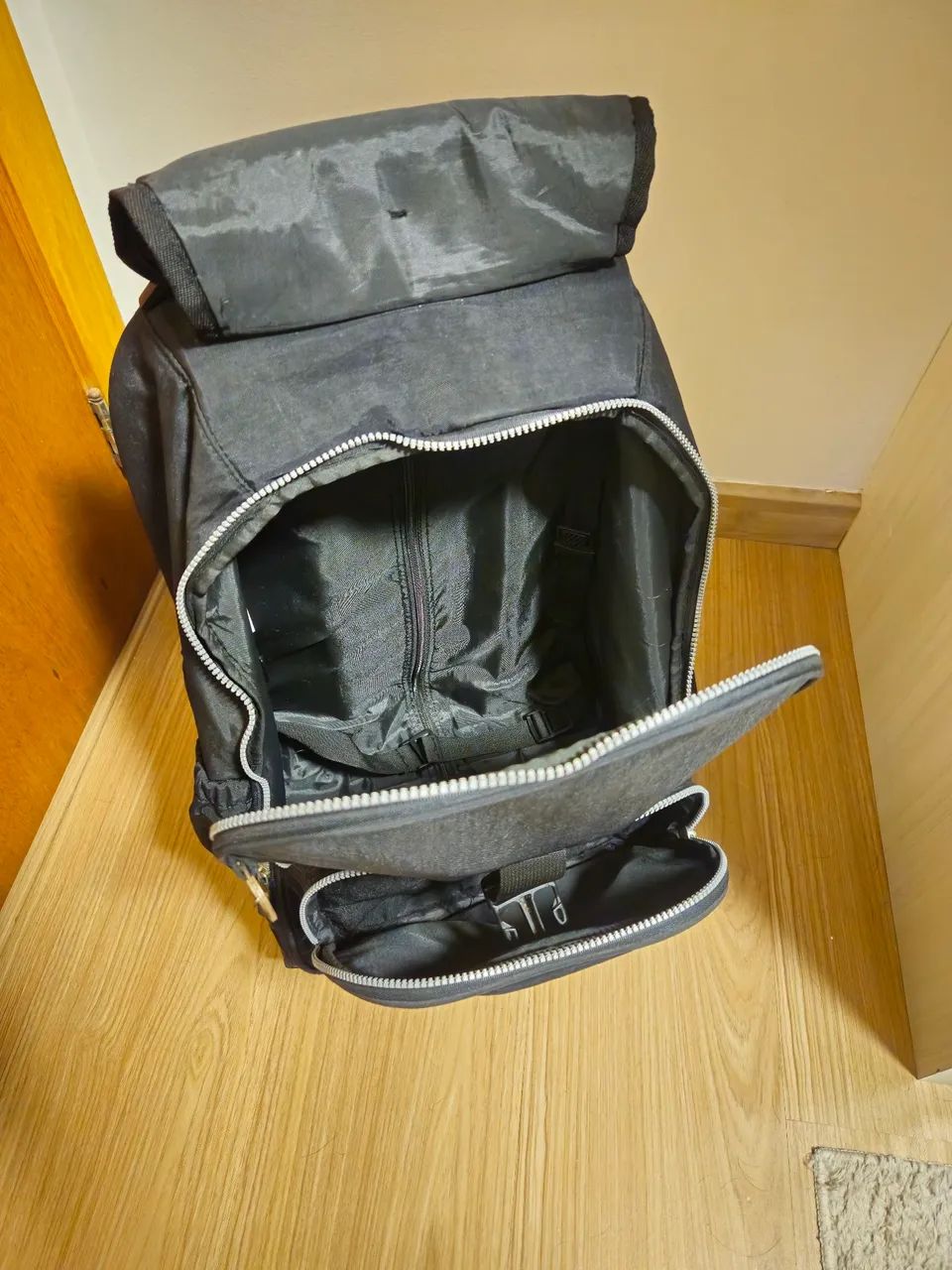 Mochila de rodinhas Up4You - Preta453010343770859522