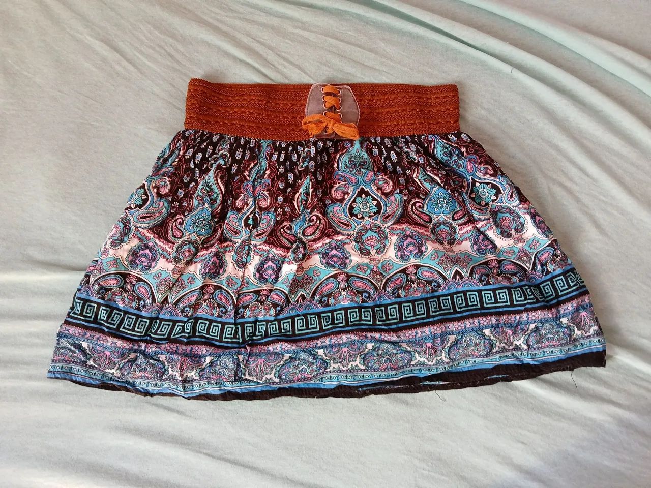 Short saia