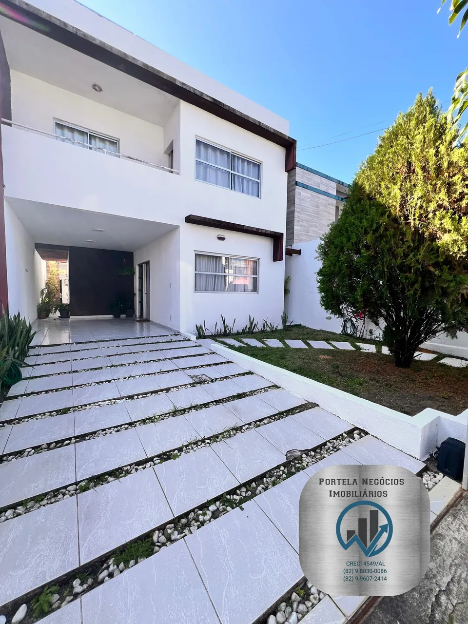 Condomínio na Serraria, 4/4, suíte, nascente, escritório, 2 vagas, energia solar.