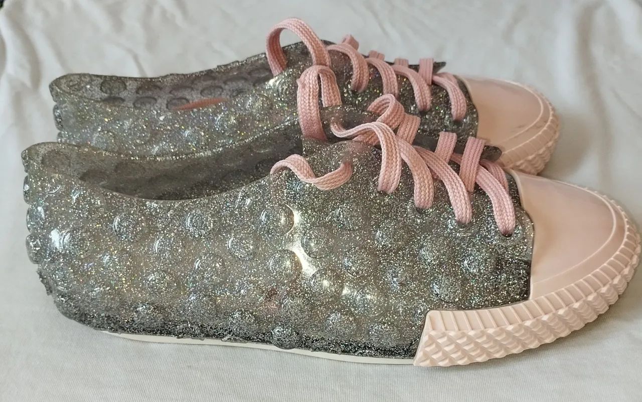 Tênis Glitter Prata Melissa com Detalhes Rosa - Foto 2
