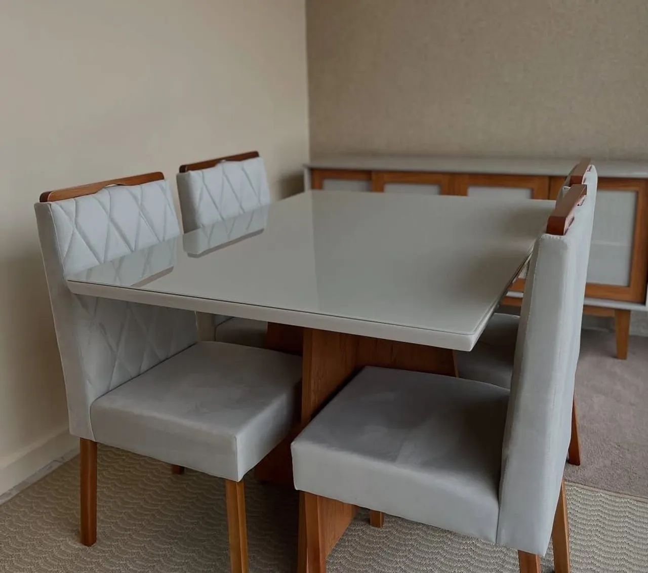 Mesa 4 cadeiras 