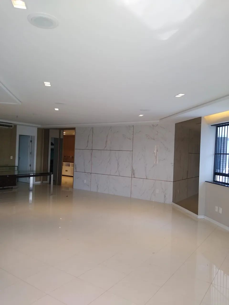 Show de apartamento mobiliado, 303 m², 04 suítes na melhor localização do Jóquei! - Foto 3