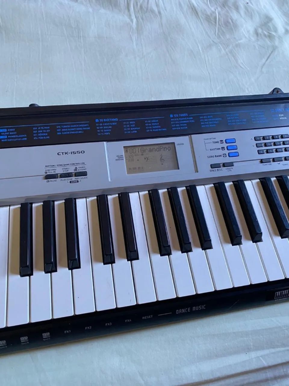 Teclado Casio CTK-1550