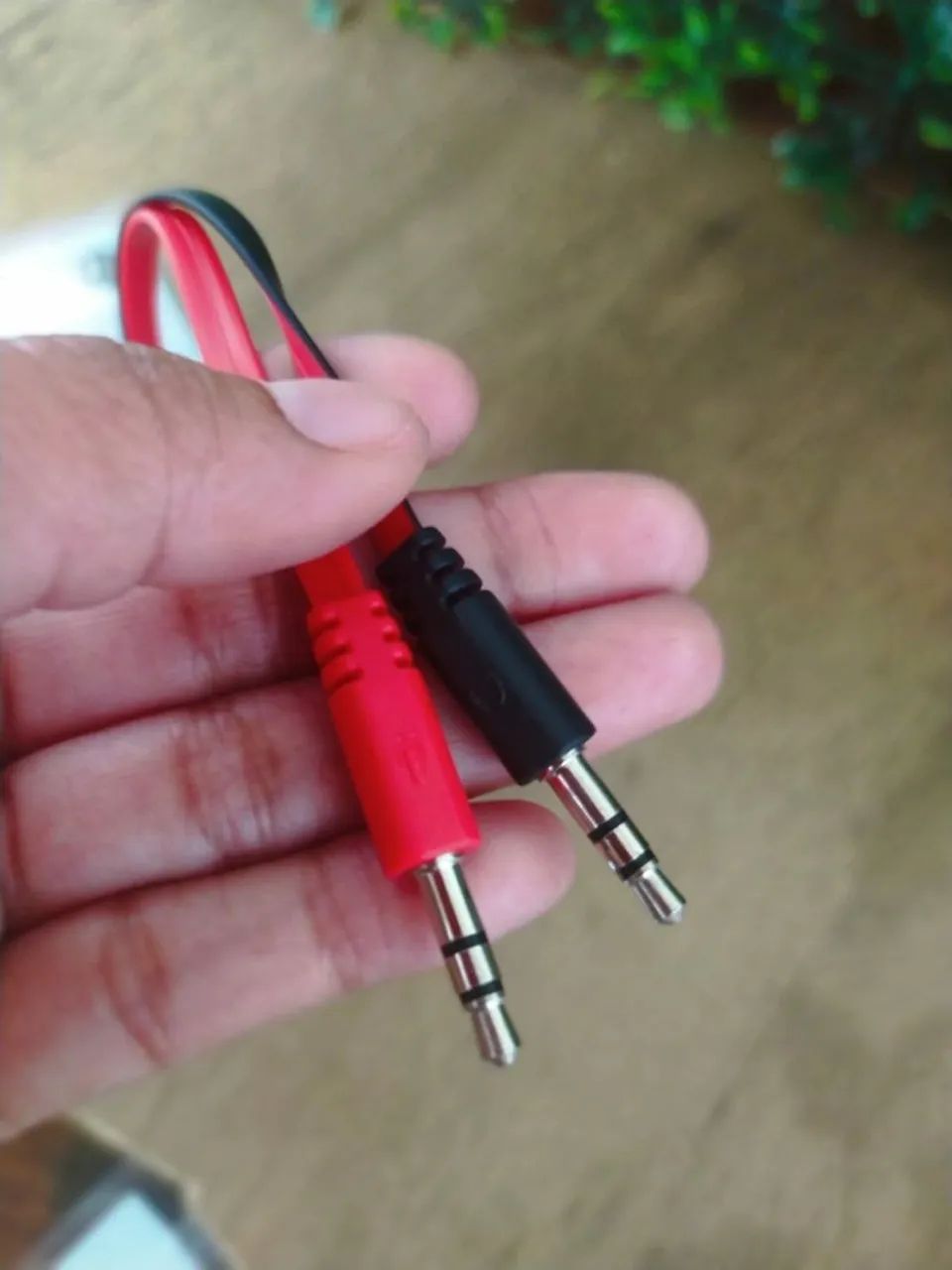 Cabo adaptador Y P3/P2 para fone e microfone  - Foto 2
