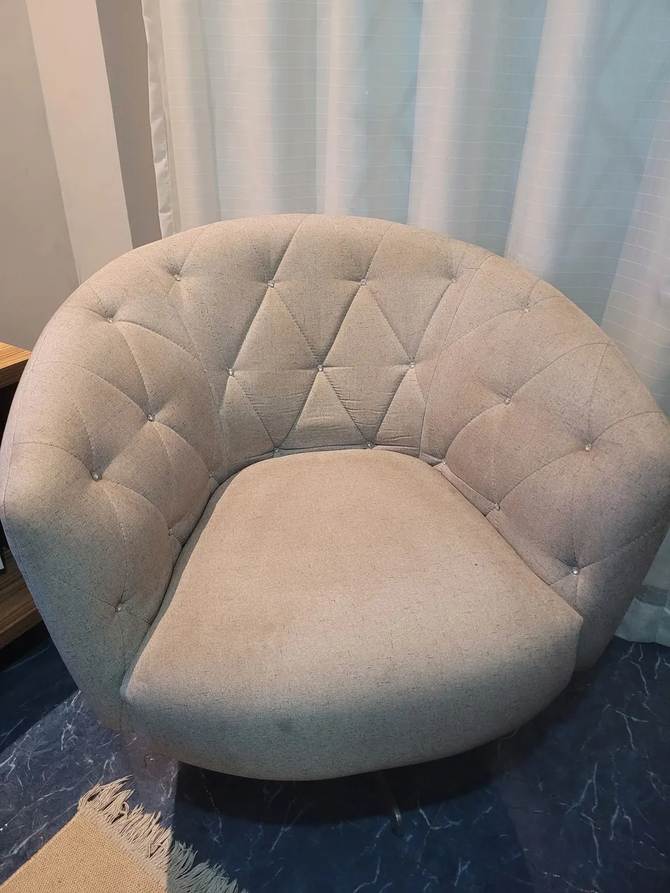 Poltrona Giratória de Design Moderno