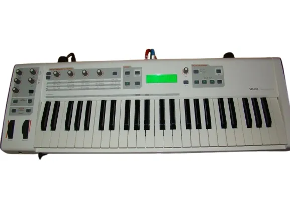 Teclado M-audio Venom Interface Sintetizador E Controlador