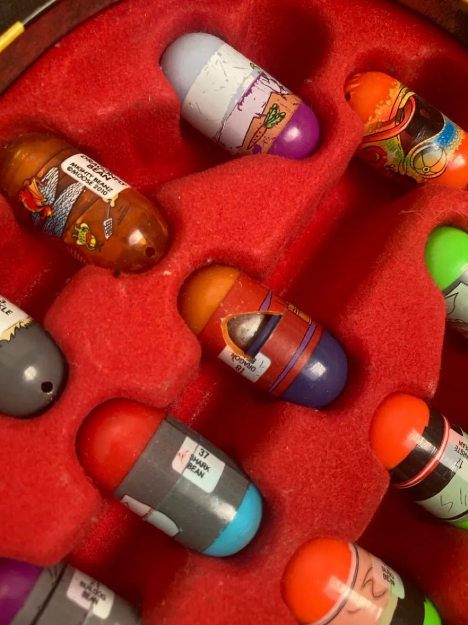 Mighty Beanz Captain Bean - Colecionável - Foto 3